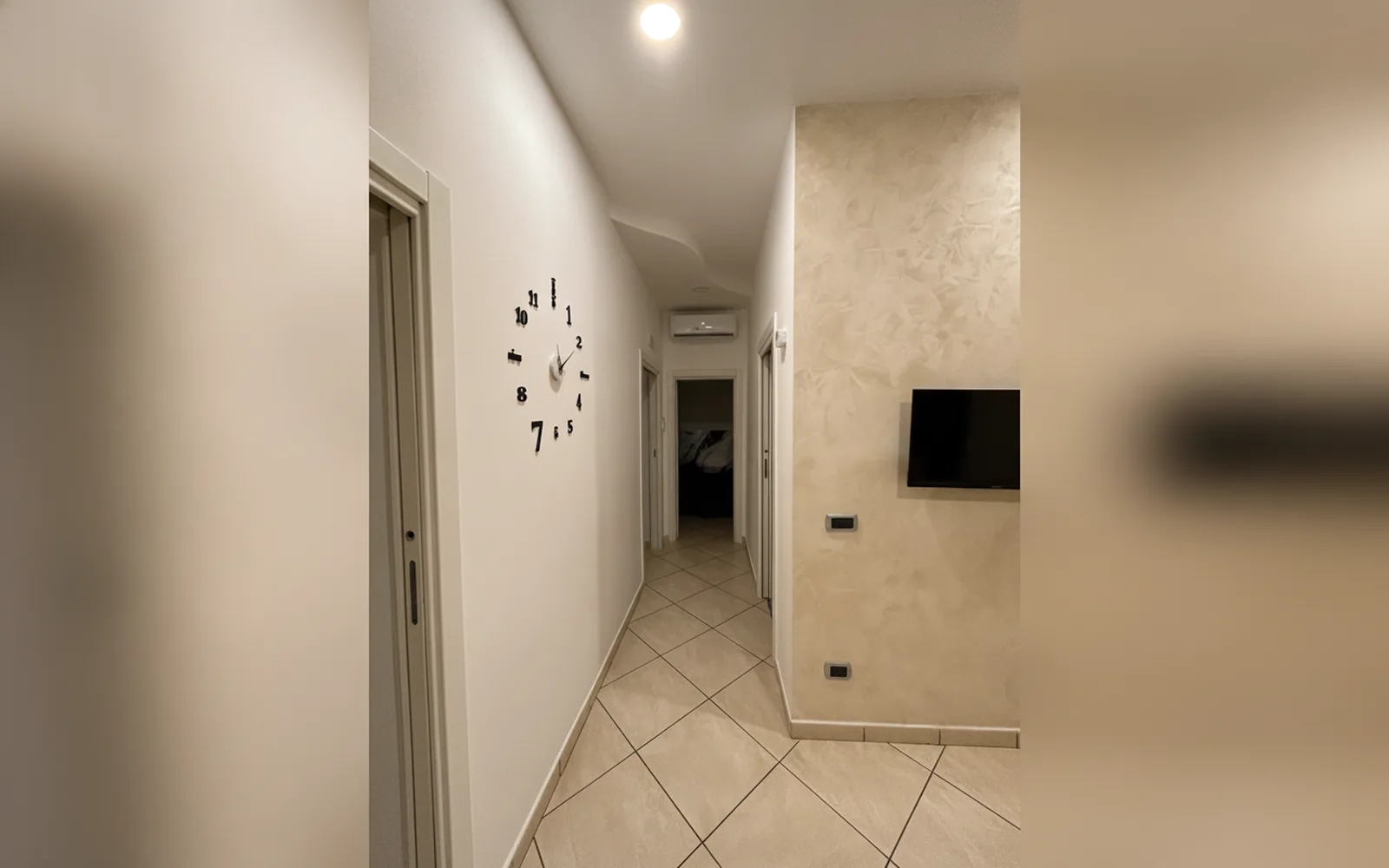 Camera con bagno privato — CasaRos, Napoli (Veneto) (foto 24)