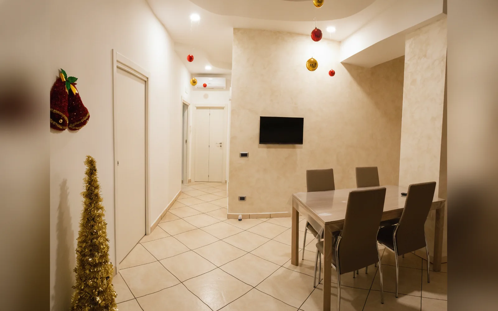 Camera con bagno privato — CasaRos, Napoli (Veneto) (foto 34)
