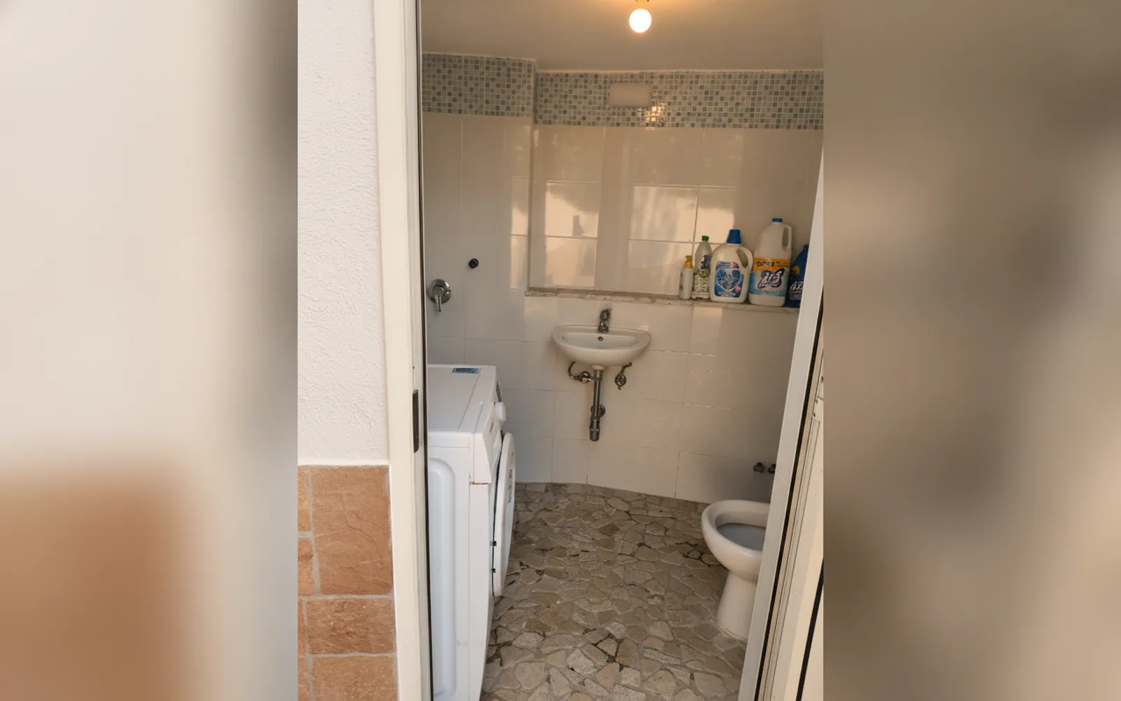 Camera con bagno privato — CasaRos, Napoli (Veneto) (foto 38)