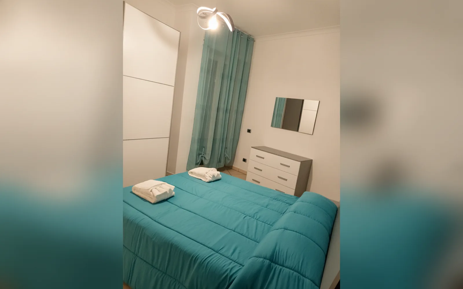 Camera con bagno privato — CasaRos, Napoli (Veneto) (foto 5)